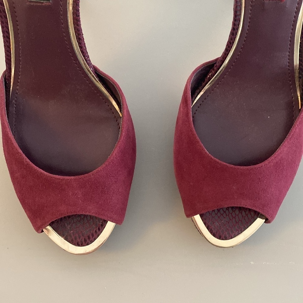 NEW White House Black Market dark cherry faux suede and snake platform heels - Picture 3 of 8